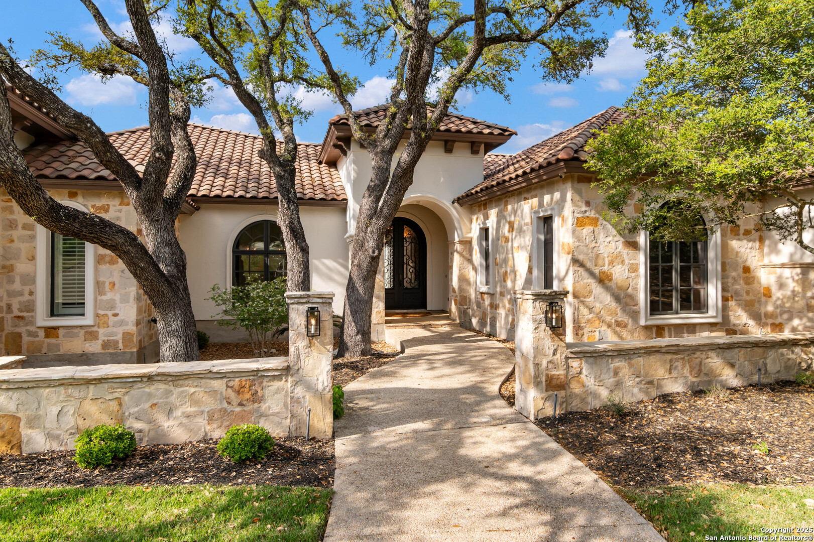 147 Augusta Boerne, TX 78006 - Photo 4 of 49
