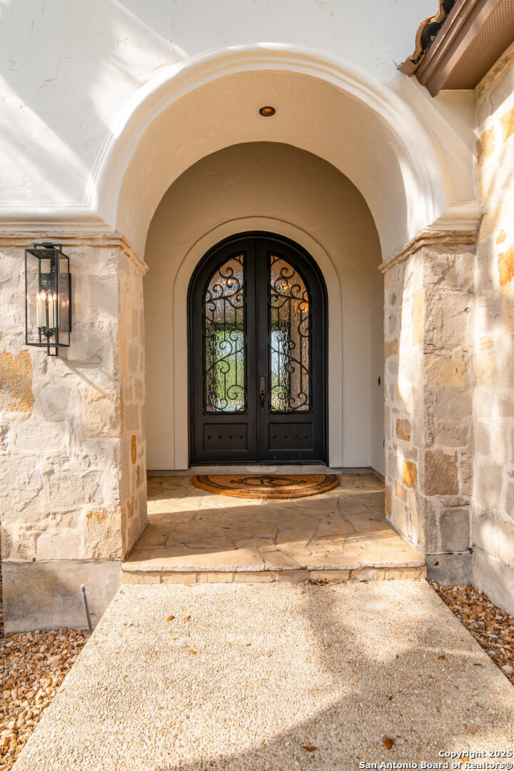 147 Augusta Boerne, TX 78006 - Photo 5 of 49