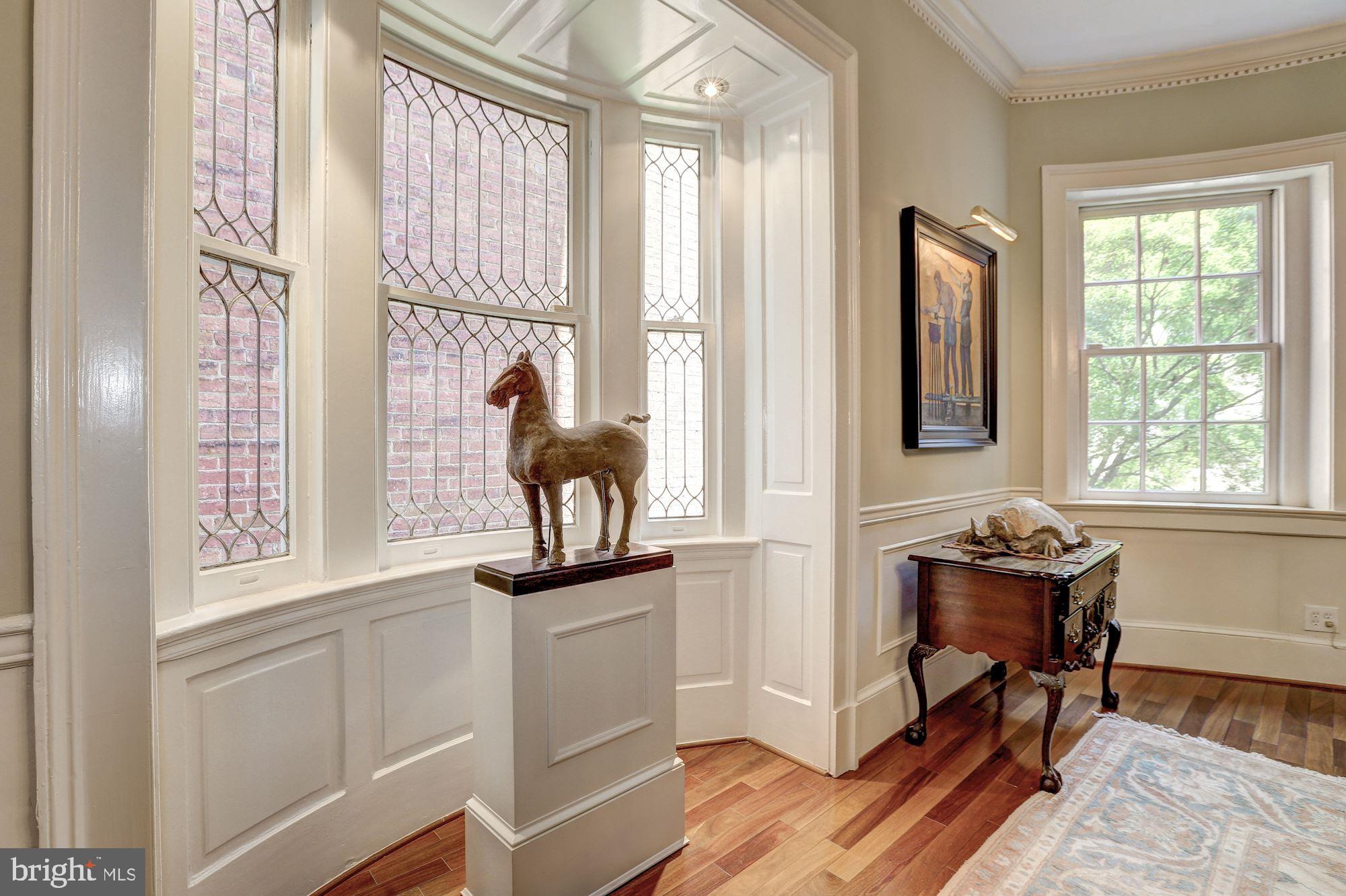 2110 Bancroft Place Northwest Washington, DC 20008 - Photo 10 of 27 Beautiful!