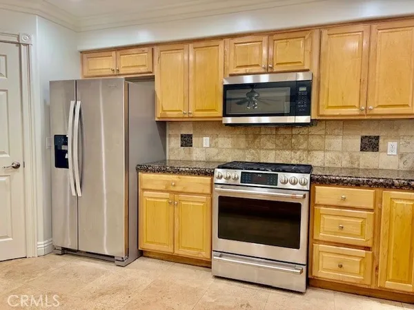 $7,500 | 4142 Patrice Road, Unit A, Newport Beach, CA 92663