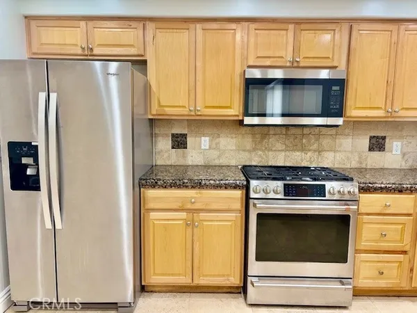 $7,500 | 4142 Patrice Road, Unit A, Newport Beach, CA 92663