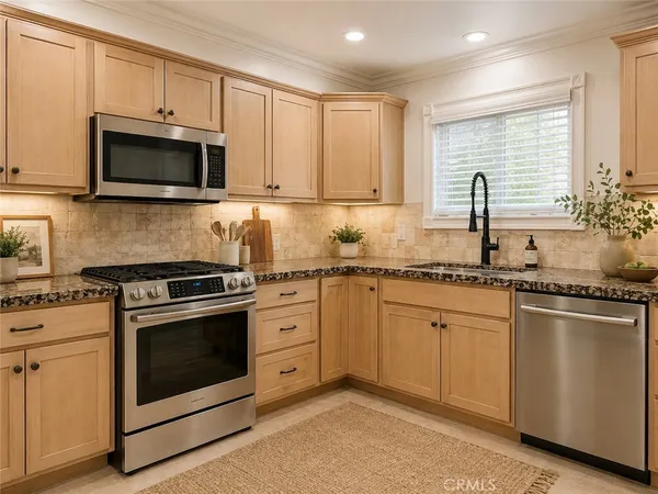 $7,500 | 4142 Patrice Road, Unit A, Newport Beach, CA 92663