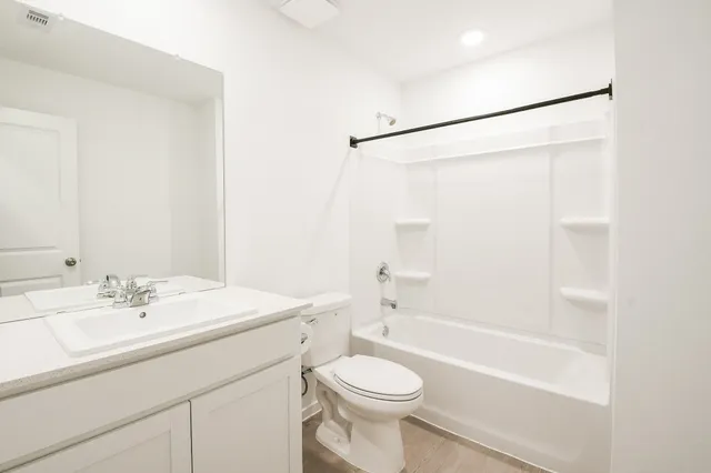 $2,150 | 2519 American Ruby Drive, Rosharon, TX 77583