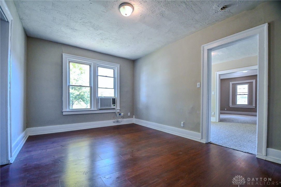 828 East Main Street Springfield, OH 45503 - Photo 40 of 46