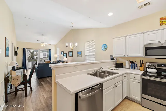 $239,900 | 981 Great Egret Circle Southwest, Unit 4, Sunset Beach, NC 28468