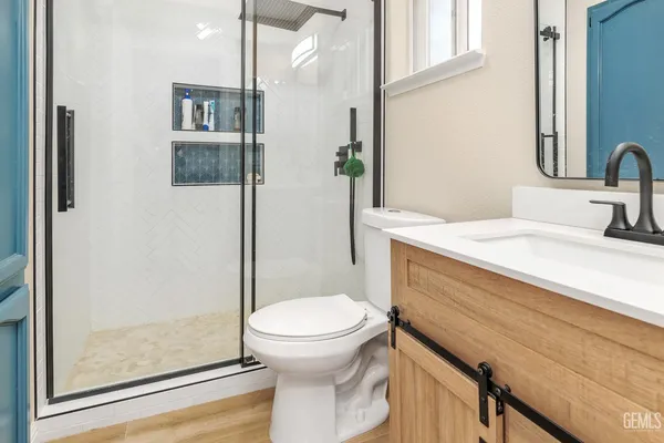 $750,000 | Undisclosed Address, Bakersfield, CA 93306