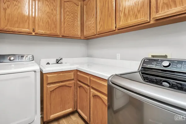 $750,000 | Undisclosed Address, Bakersfield, CA 93306