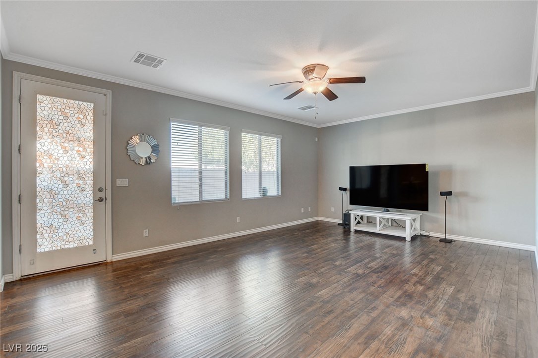 44 Delighted Avenue North Las Vegas, NV 89031 - Photo 13 of 47