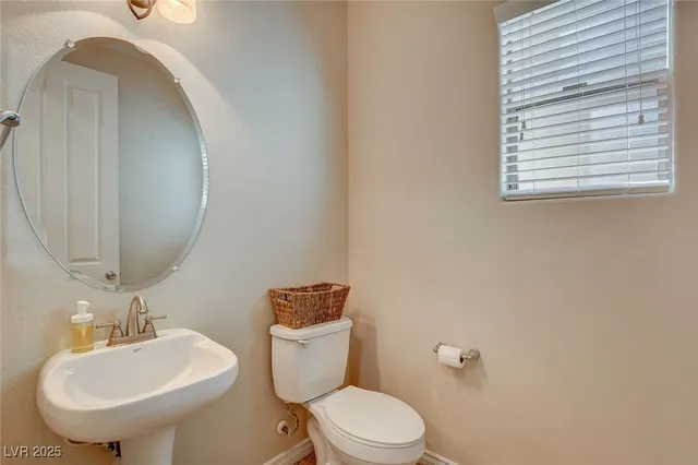 $2,595 | 44 Delighted Avenue, North Las Vegas, NV 89031