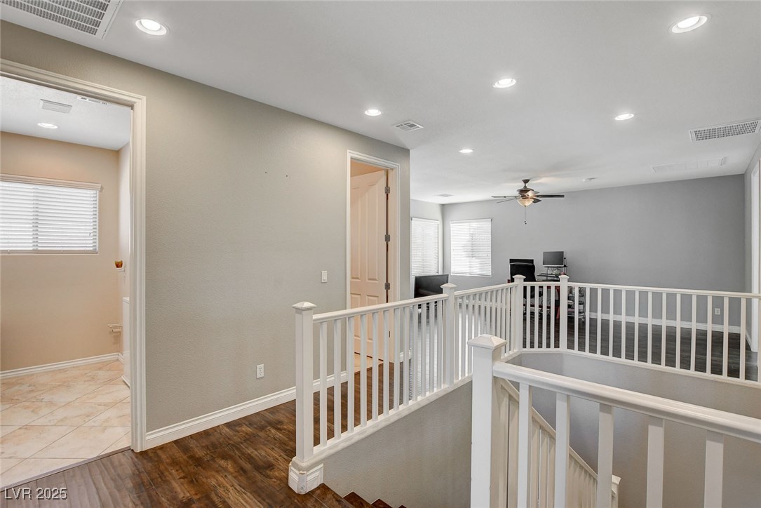 44 Delighted Avenue North Las Vegas, NV 89031 - Photo 25 of 47