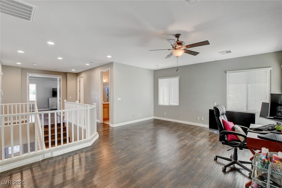 44 Delighted Avenue North Las Vegas, NV 89031 - Photo 27 of 47