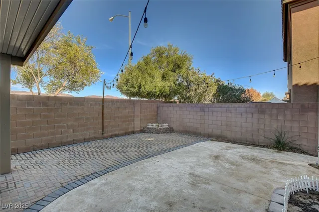 $2,595 | 44 Delighted Avenue, North Las Vegas, NV 89031
