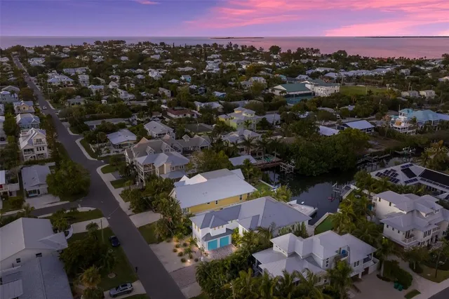 $4,850,000 | 50 North Shore Drive, Anna Maria, FL 34216