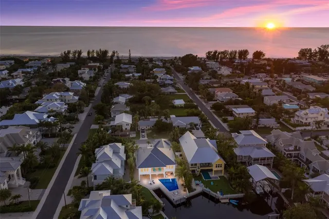 $4,850,000 | 50 North Shore Drive, Anna Maria, FL 34216