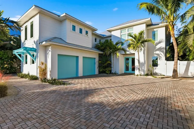 $4,850,000 | 50 North Shore Drive, Anna Maria, FL 34216