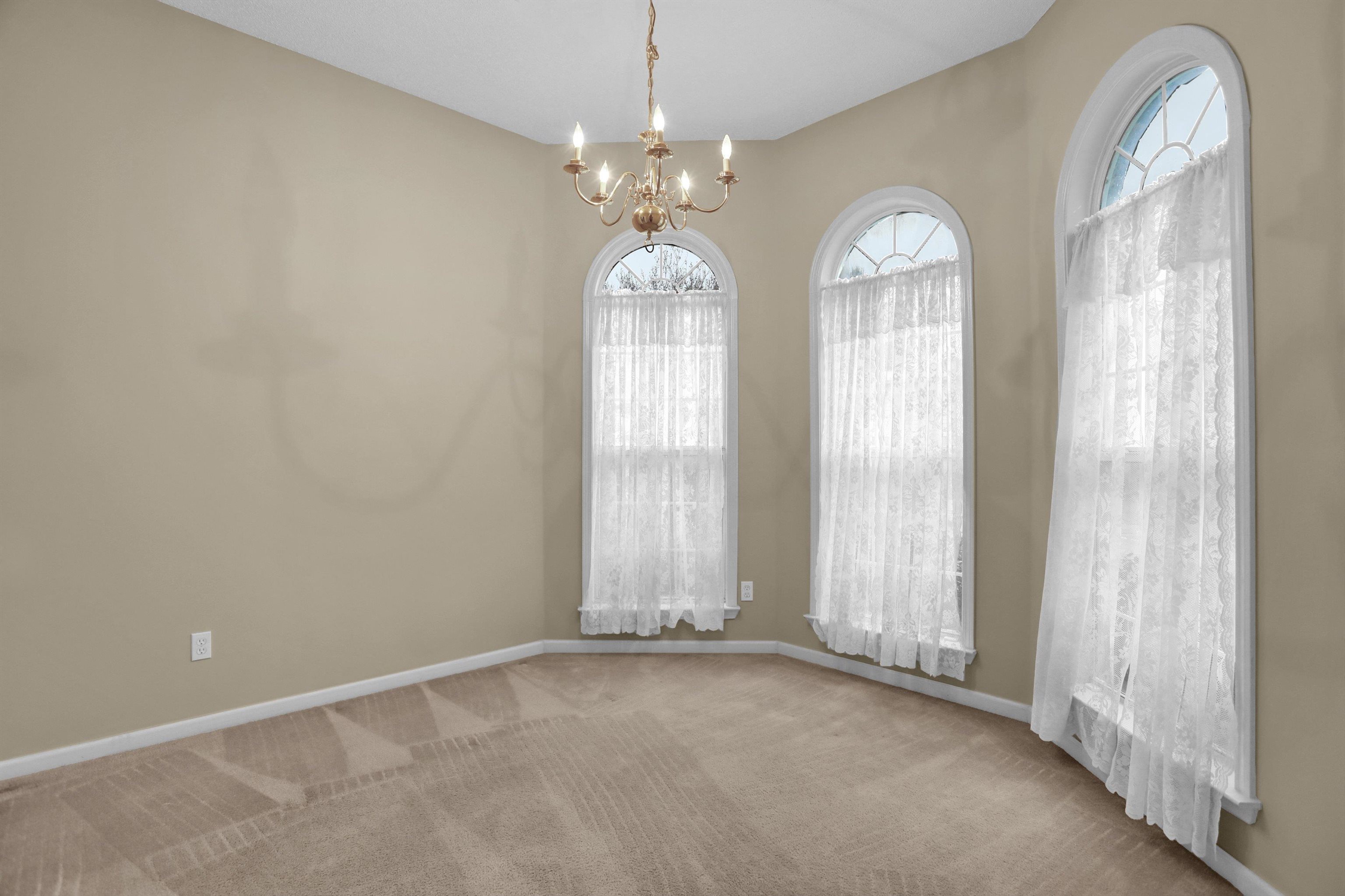 2159 Purple Leaf Lane Memphis, TN 38016 - Photo 7 of 14