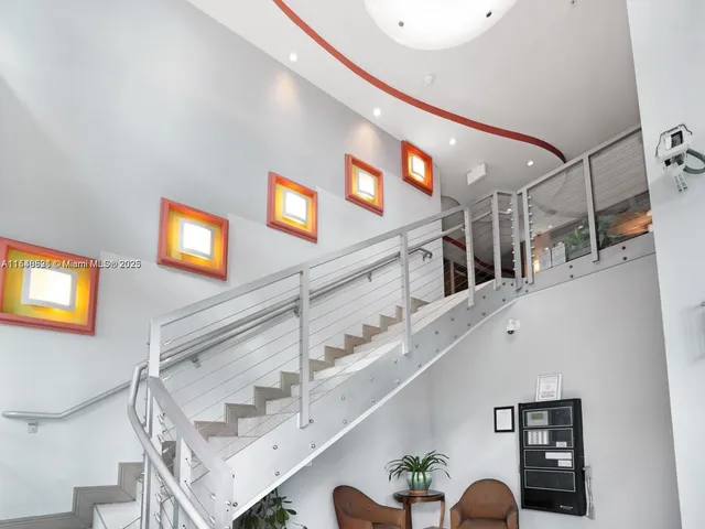 a view of entryway and hall