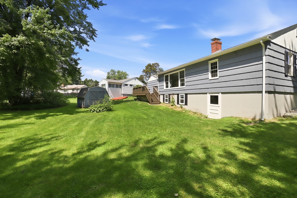 113 Stoneleigh Road Holden, MA 01520 - Photo 24 of 25 Gallery Image 24