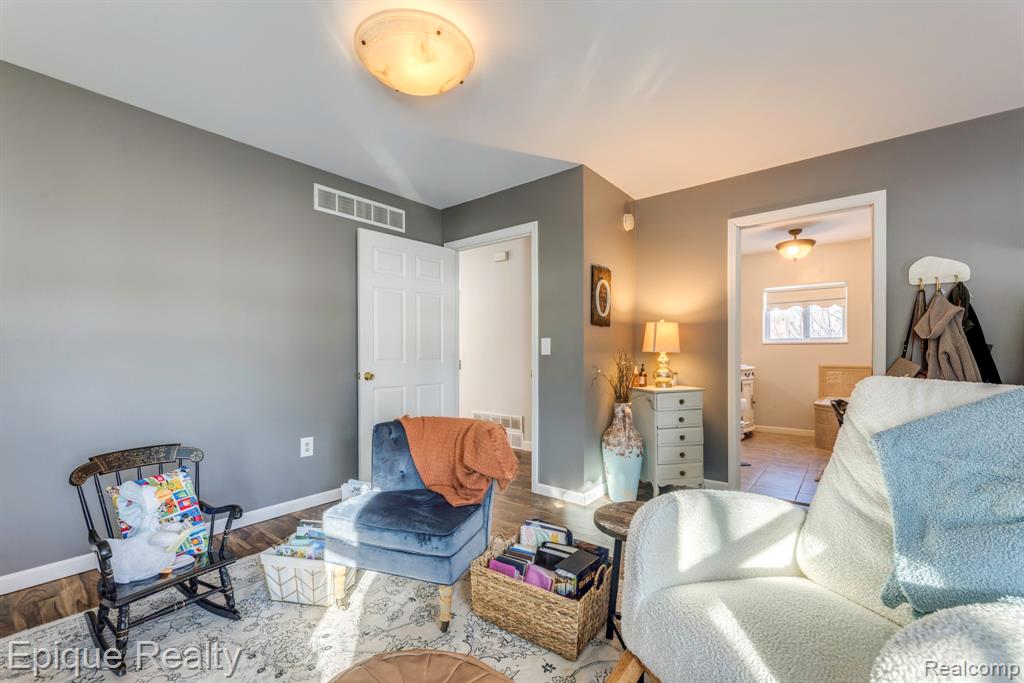 7884 North Road Fort Gratiot, MI 48059 - Photo 29 of 54 Gallery Image 29