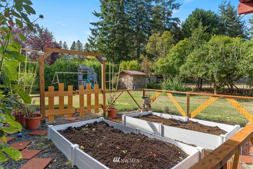 506 Roe Street Steilacoom, WA 98388 - Photo 21 of 27
