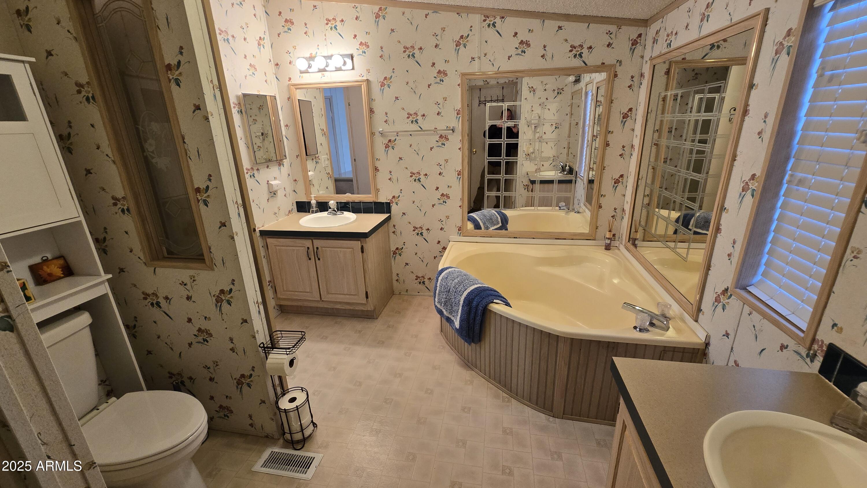 301 South Signal Butte Road, Unit 1116 Apache Junction, AZ 85120 - Photo 16 of 31 20250122_152405