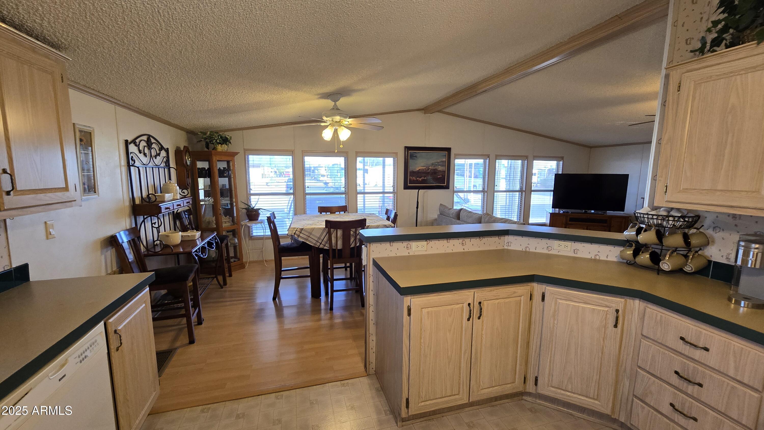 301 South Signal Butte Road, Unit 1116 Apache Junction, AZ 85120 - Photo 7 of 31 20250122_152126