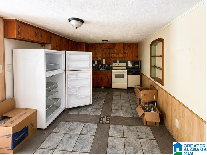 509 Cave Road Anniston, AL 36206 - Photo 4 of 10