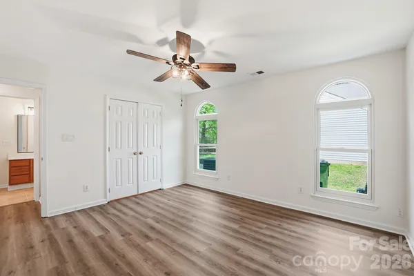 $350,000 | 1629 Oak Knoll Lane, Charlotte, NC 28214