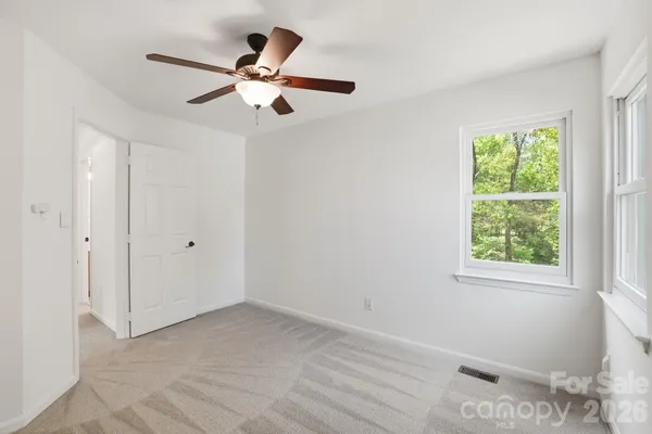 $350,000 | 1629 Oak Knoll Lane, Charlotte, NC 28214