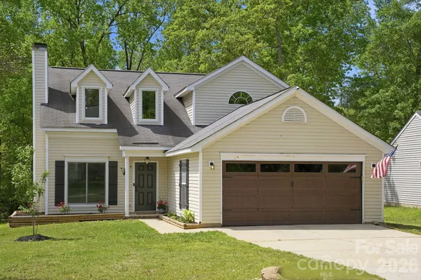 $350,000 | 1629 Oak Knoll Lane, Charlotte, NC 28214