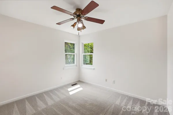 $350,000 | 1629 Oak Knoll Lane, Charlotte, NC 28214