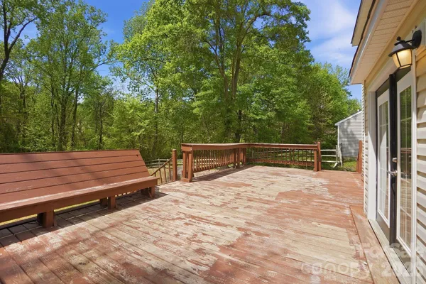 $350,000 | 1629 Oak Knoll Lane, Charlotte, NC 28214