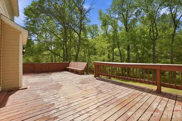 $350,000 | 1629 Oak Knoll Lane, Charlotte, NC 28214