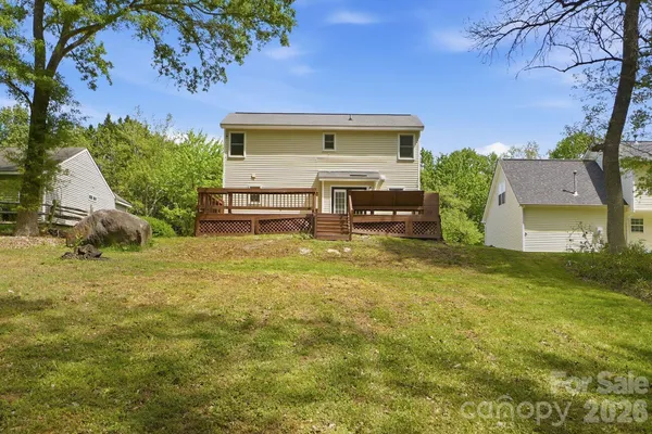 $350,000 | 1629 Oak Knoll Lane, Charlotte, NC 28214
