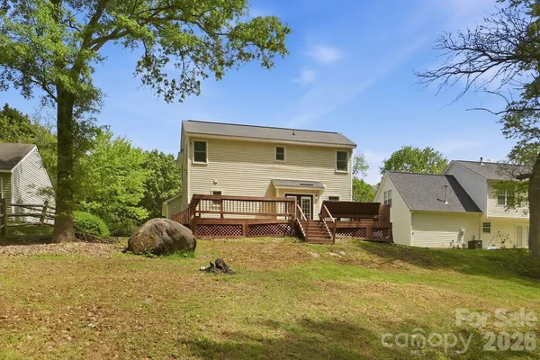 $350,000 | 1629 Oak Knoll Lane, Charlotte, NC 28214