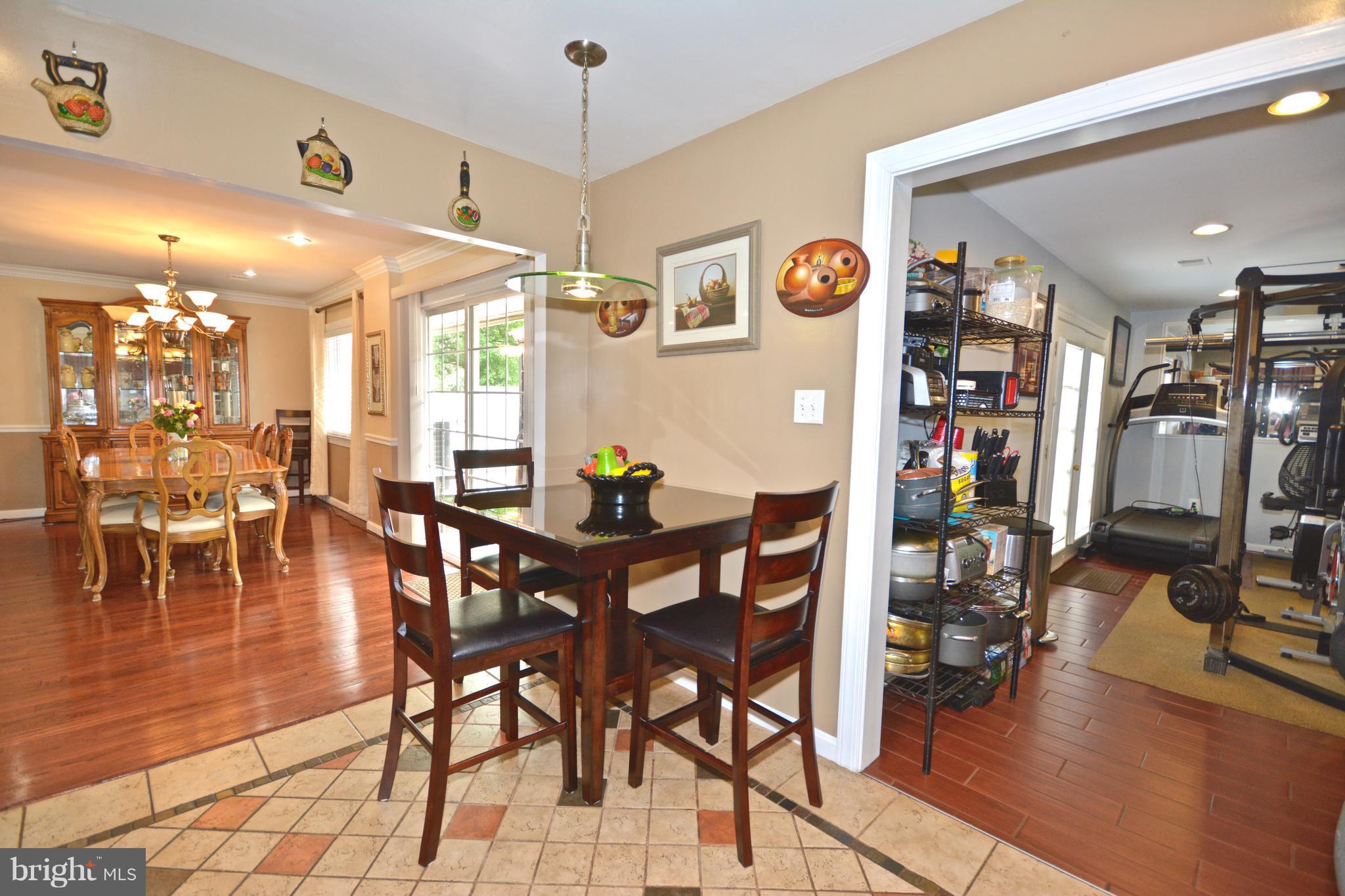 1105 South Culpeper Road Sterling, VA 20164 - Photo 5 of 17 Kitchen