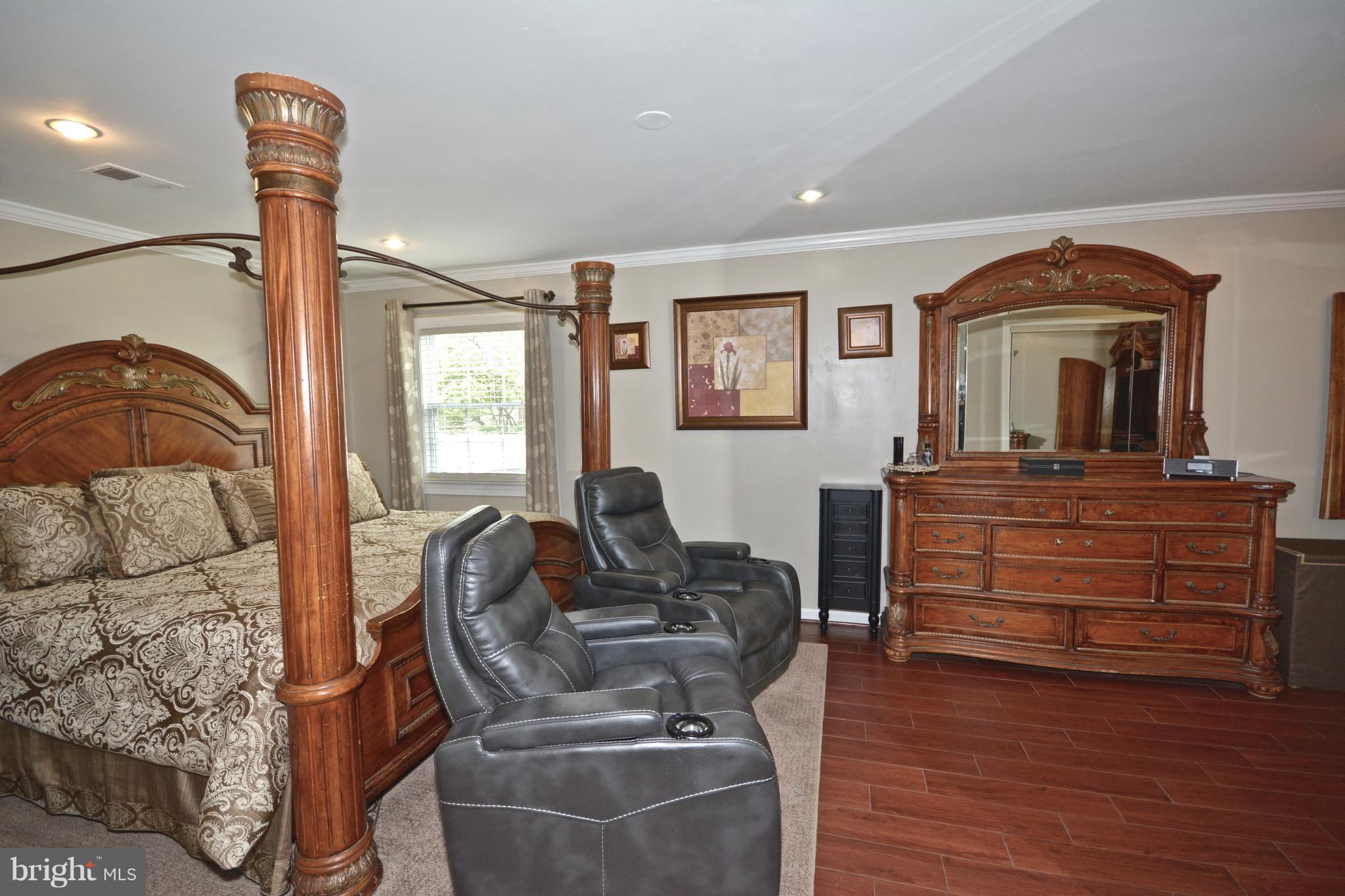 1105 South Culpeper Road Sterling, VA 20164 - Photo 10 of 17 Bedroom (Master)