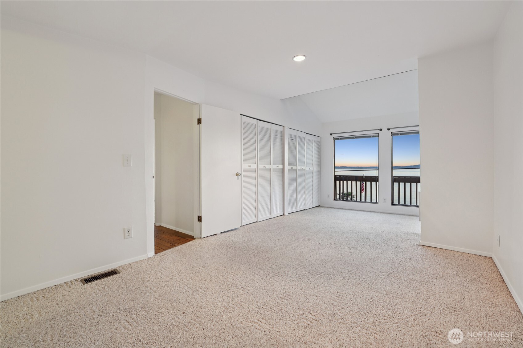 3134 Southwest 172nd Street Burien, WA 98166 - Photo 19 of 38