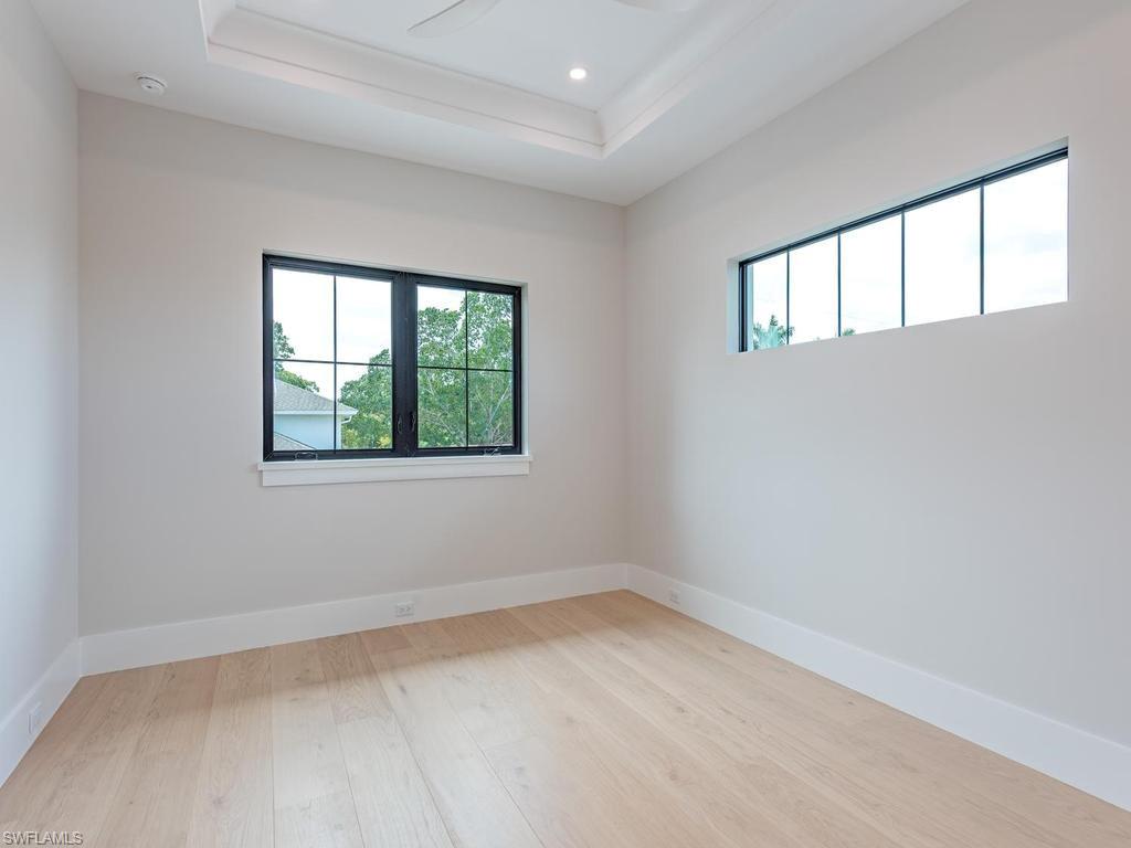 1102 9th Avenue North Naples, FL 34102 - Photo 12 of 17