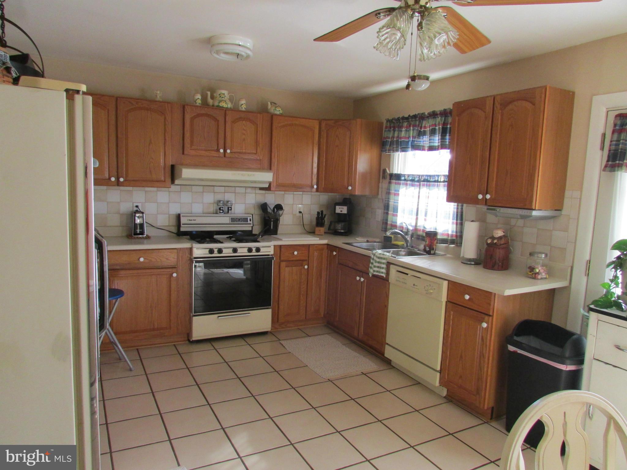 210 East Fourteenth Avenue Ranson, WV 25438 - Photo 14 of 30 Kitchen