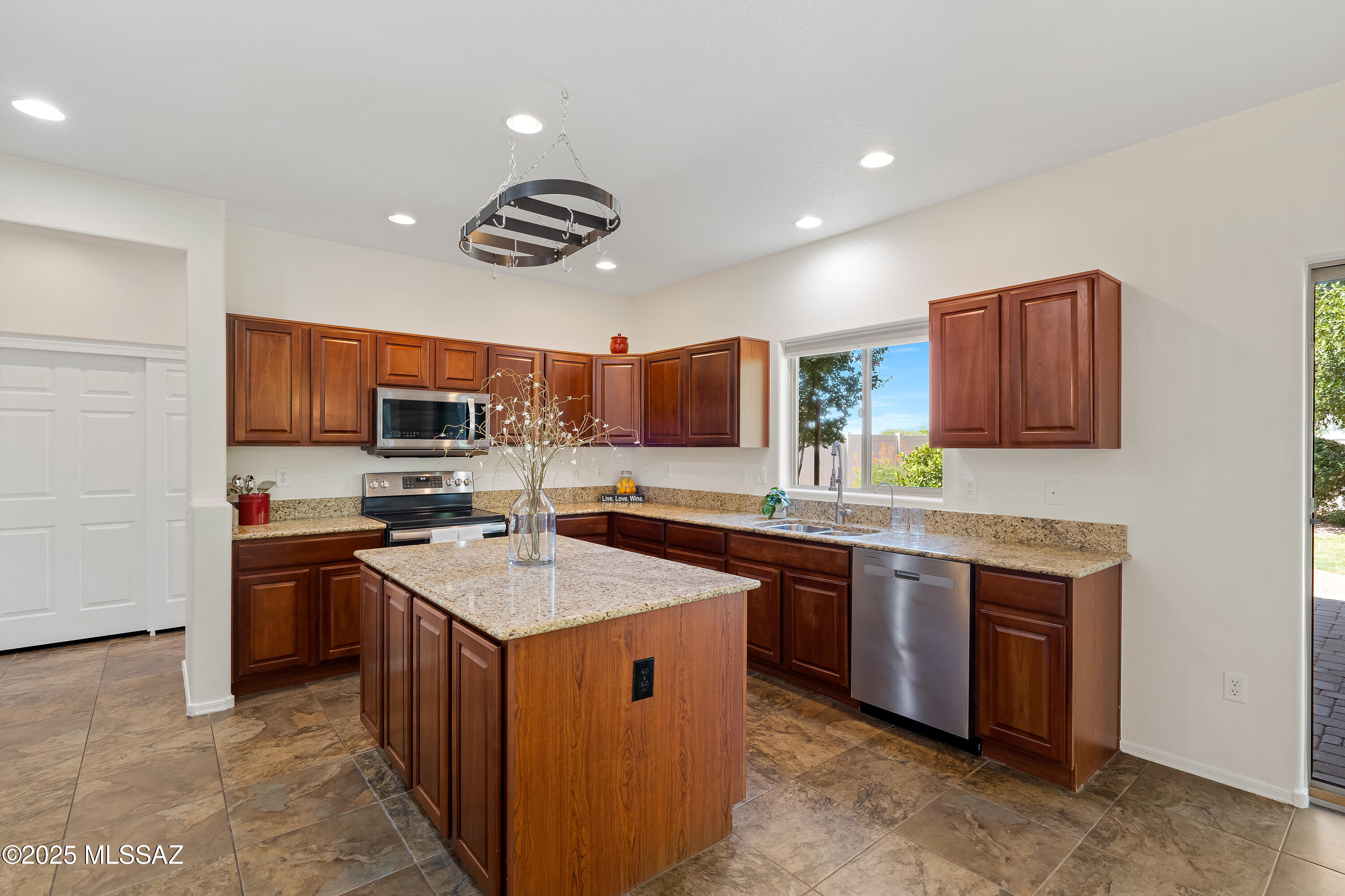 33822 South Miner Road Red Rock, AZ 85145 - Photo 12 of 48 Gallery Image 12
