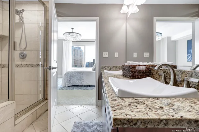 $475,000 | 215 Center Street, Unit 1307, San Antonio, TX 78202