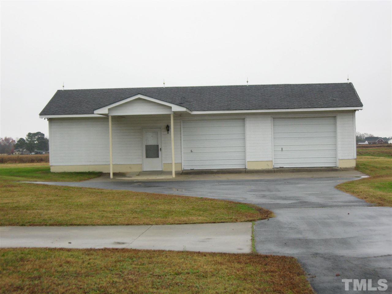7659 Brogden Road Smithfield, NC 27577 - Photo 3 of 10 Gallery Image 3