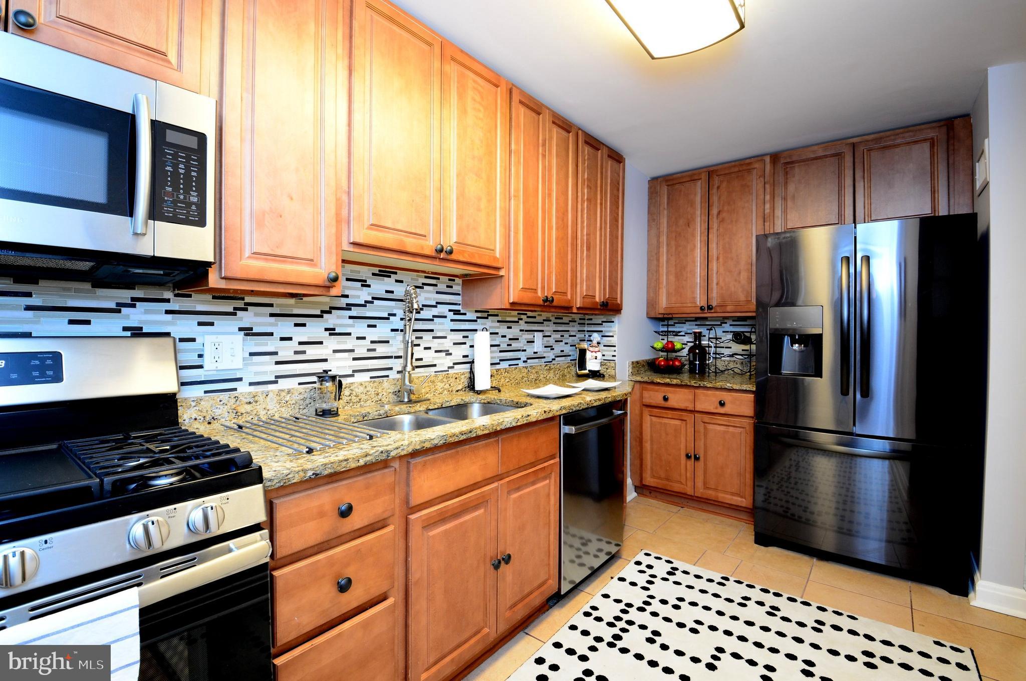 5005 West Hills Road Baltimore, MD 21229 - Photo 12 of 41
