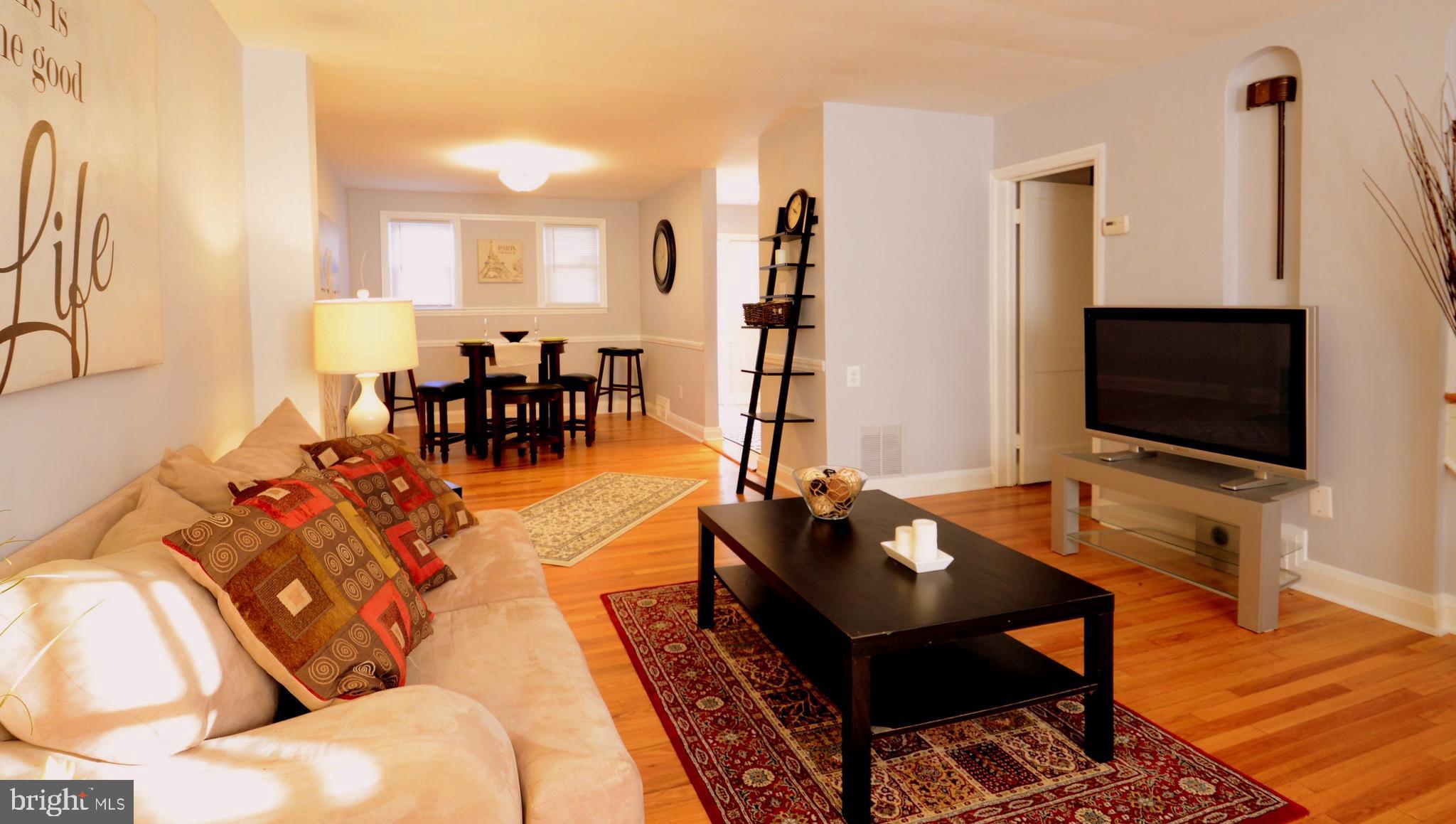 5005 West Hills Road Baltimore, MD 21229 - Photo 4 of 41