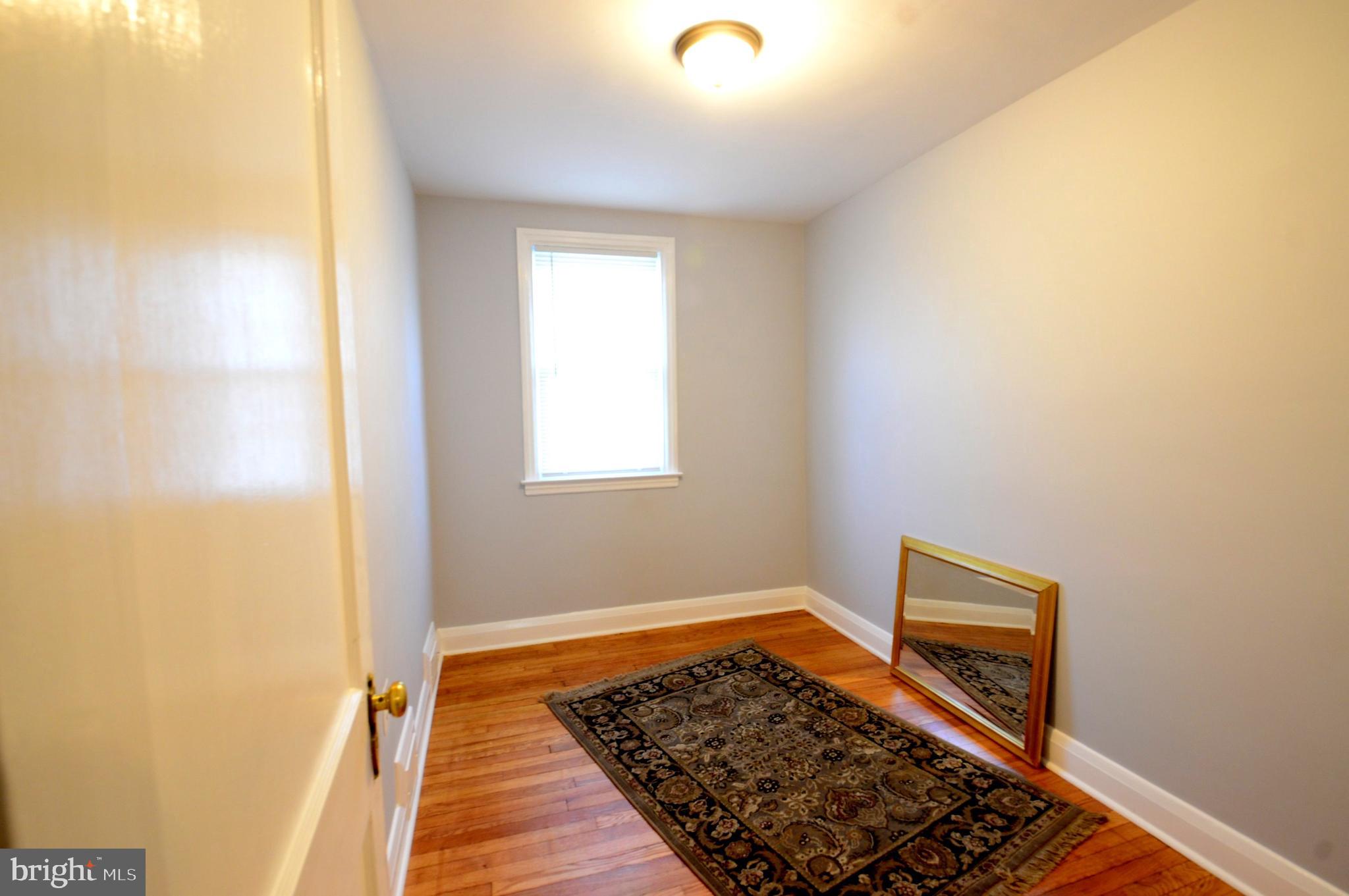 5005 West Hills Road Baltimore, MD 21229 - Photo 33 of 41