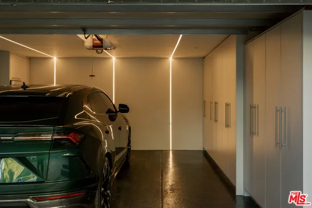 $7,950,000 | 1778 Viewmont Drive, Los Angeles, CA 90069