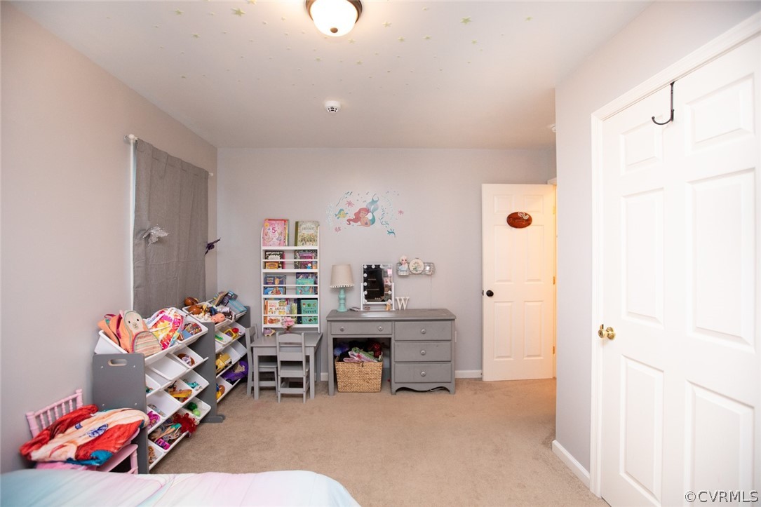 135 Mil-Scott Road Farmville, VA 23901 - Photo 28 of 46 a bed room with a bed and a chair