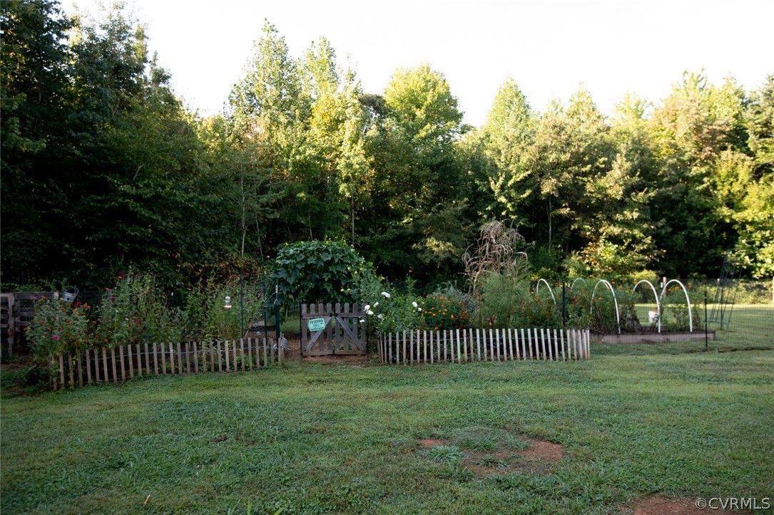 135 Mil-Scott Road Farmville, VA 23901 - Photo 46 of 46 a view of a park with a fence