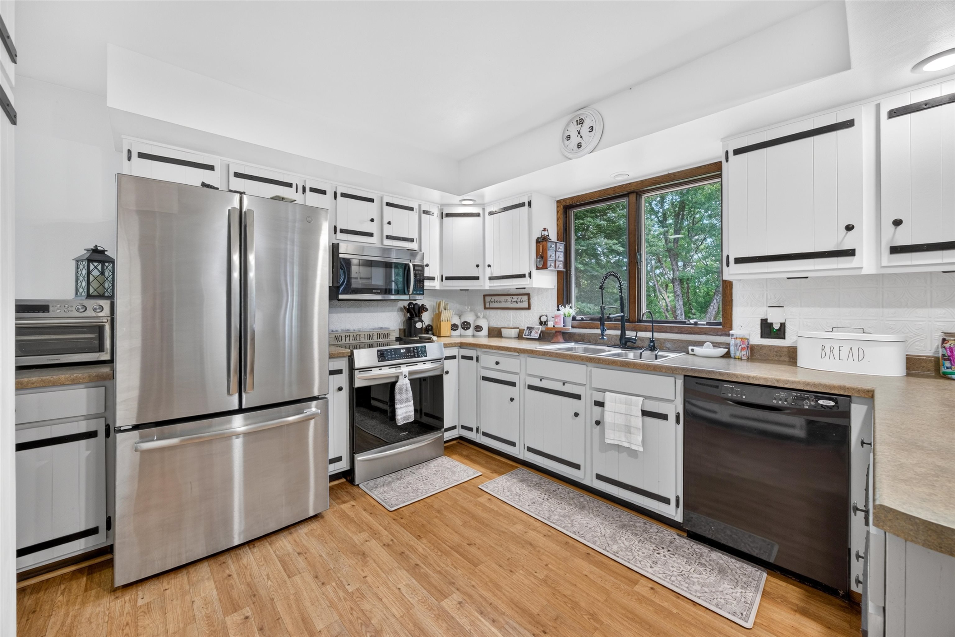 181241 Little Wolf Road Wittenberg, WI 54499 - Photo 7 of 53 Gallery Image 7